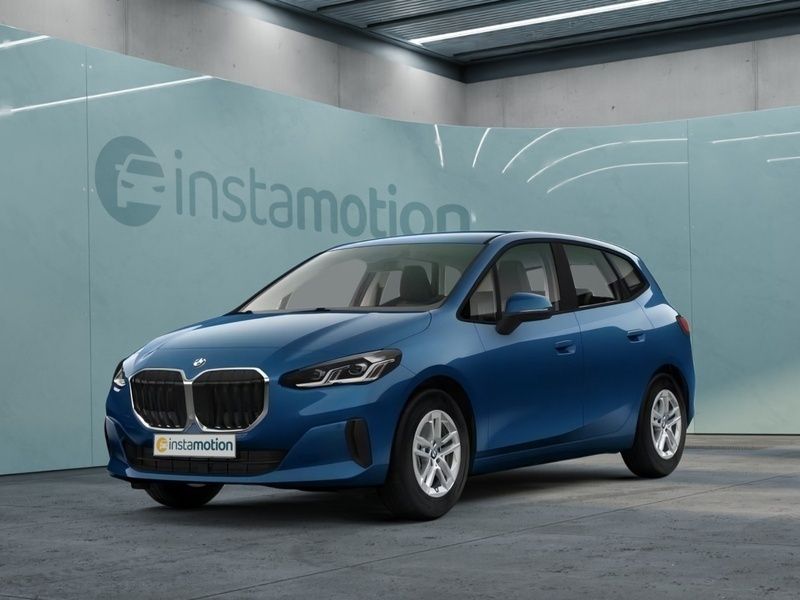 Blau Gebraucht 2022 BMW 218 Active Tourer Sport Line Van / Kleinbus | 25.950 € (Fairer Preis) - Bild 1/4