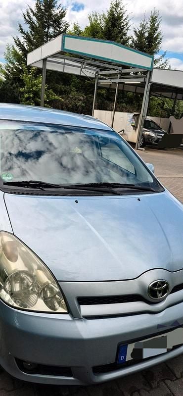 Blau Gebraucht 2005 Toyota Corolla Verso Van / Kleinbus | 3.900 € (Guter Preis) - Bild 1/4