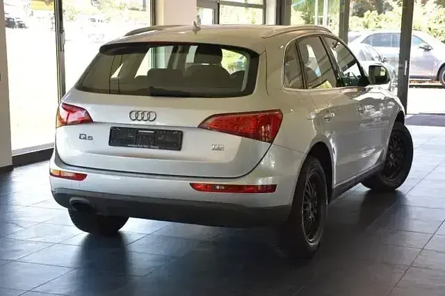 Gebraucht Audi Q5 170 PS (125 kW) 2011 Silber SUV