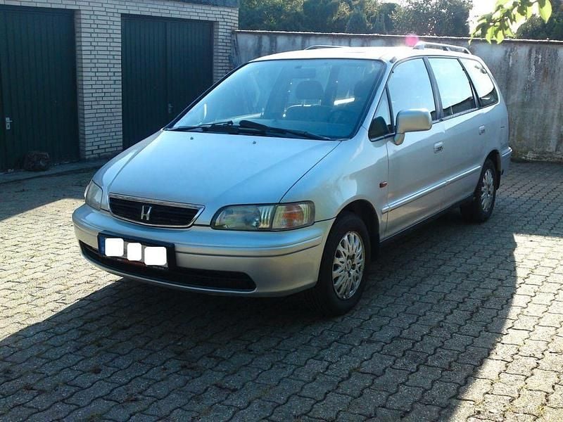 Gebraucht Honda Shuttle ES 150 PS (110 kW) 1999 Silber Van / Kleinbus
