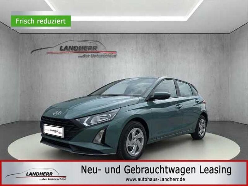 Grau Neu 2025 Hyundai i20 Comfort Limousine | 16.310 € (Superpreis) - Bild 1/4