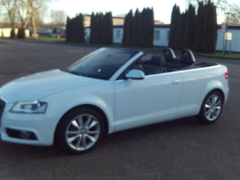 Gebraucht Audi A3 Cabriolet Ambition 125 PS (91 kW) 2013 Weiß Cabrio