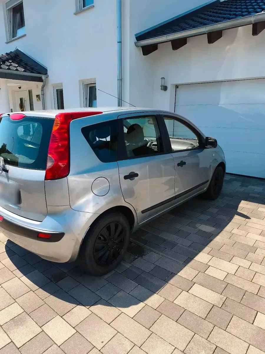Gebraucht Nissan Note 88 PS (64 kW) 2006 Grau Kleinwagen