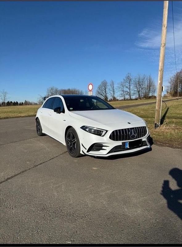 Andere farben Gebraucht 2019 Mercedes A35 AMG AMG Limousine | 29.000 € (Fairer Preis) - Bild 1/4