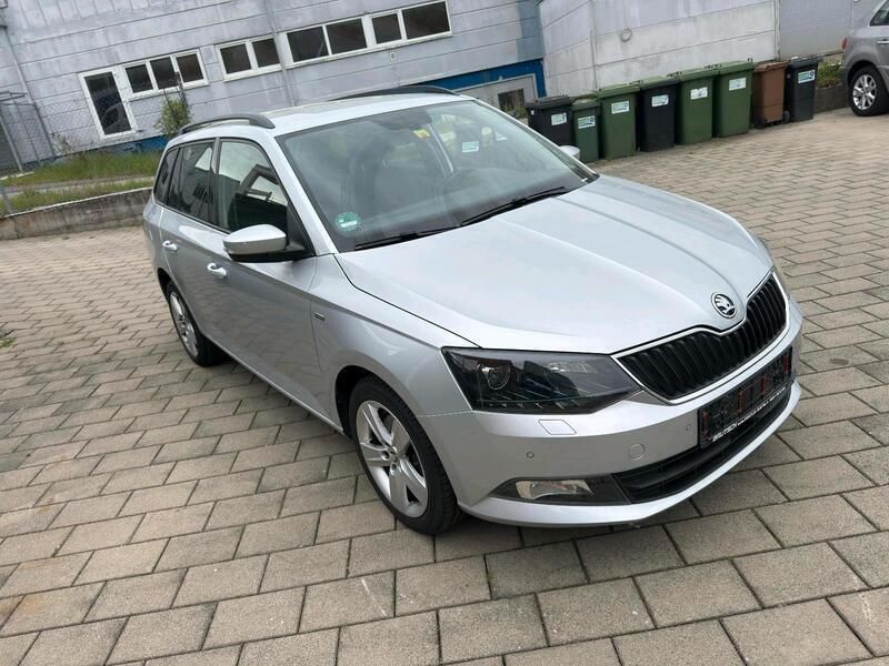 Silber Gebraucht 2017 Skoda Fabia Kombi | 7.300 € (Guter Preis) - Bild 1/4