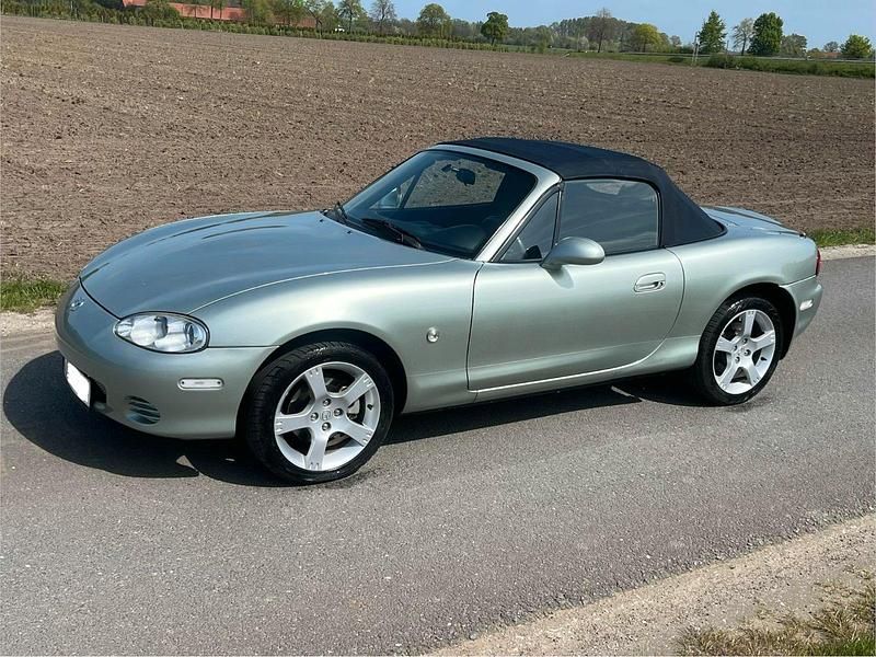 Second-hand Mazda MX5 110 CP (80 kW) 2003 Gri Cabrio