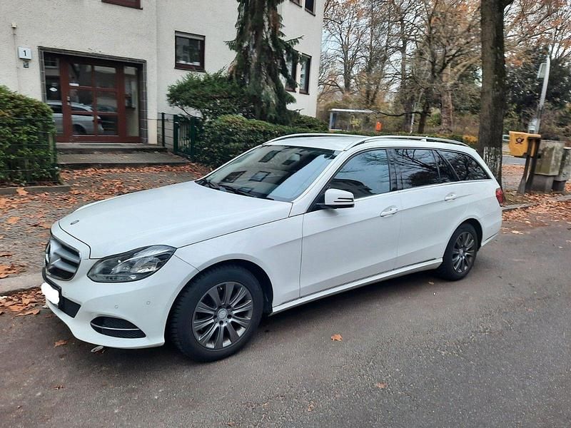 Gebraucht Mercedes E250 Avantgarde 204 PS (150 kW) 2014 Weiß Kombi