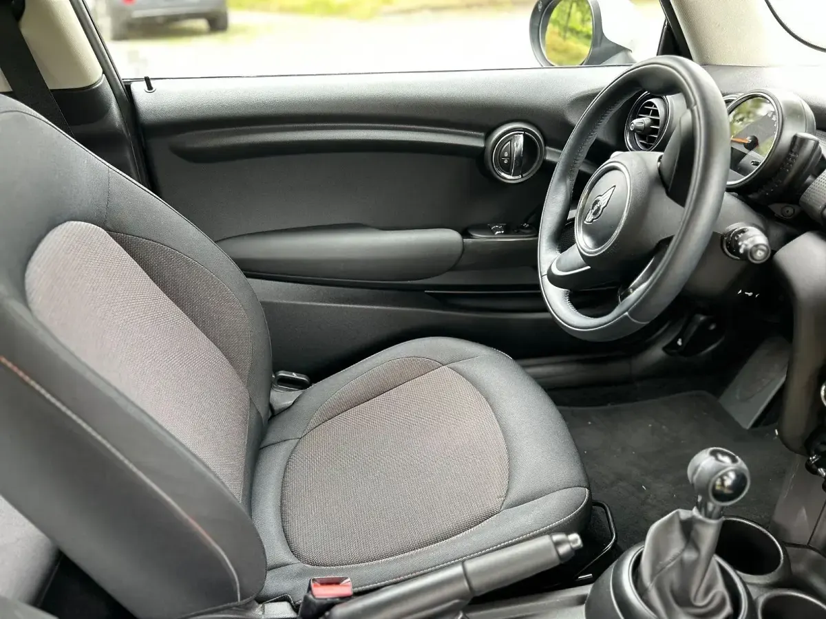 Gebraucht Mini Cooper 136 PS (100 kW) 2015 Grau Kleinwagen