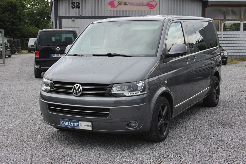 Grau Gebraucht 2012 VW T5 Highline Van | 19.499 € - Bild 1/4