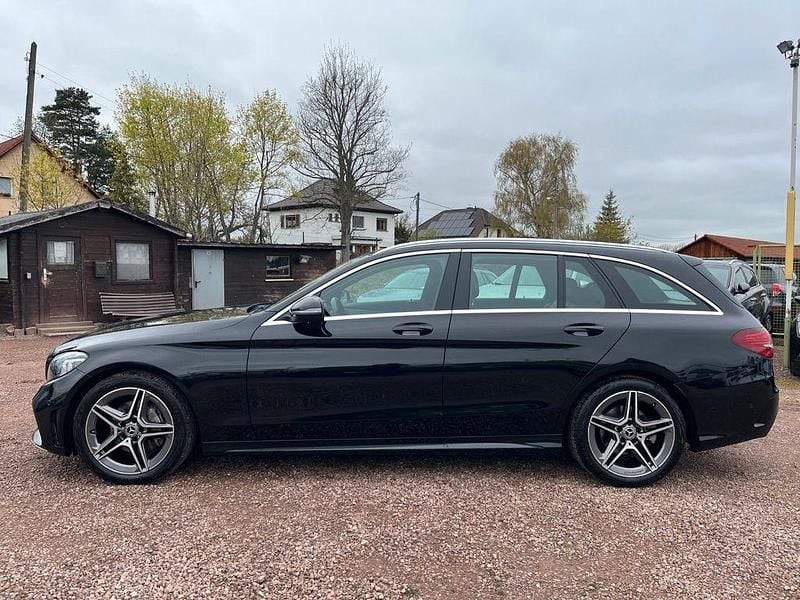 Gebraucht Mercedes C200 AMG line 184 PS (135 kW) 2020 Schwarz Kombi