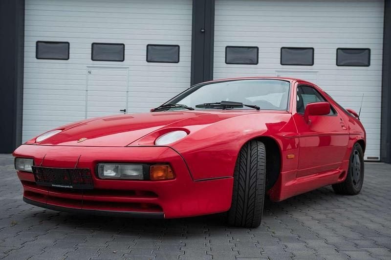 Rot Gebraucht 1981 Porsche 928 Coupé | 24.928 € - Bild 1/4