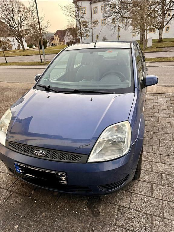 Gebraucht Ford Fiesta 80 PS (58 kW) 2005 Blau Kleinwagen