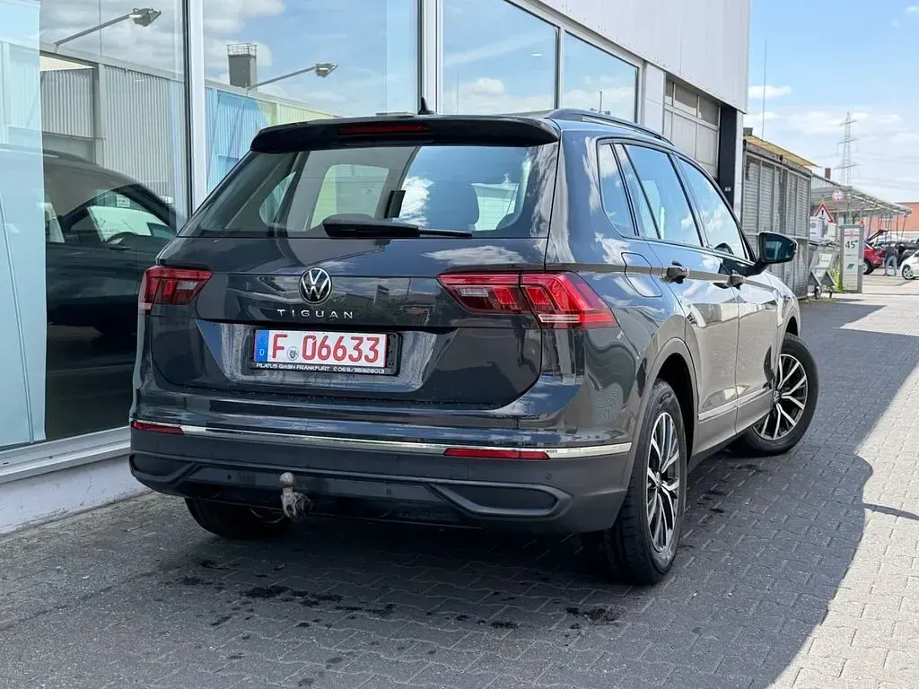 Gebraucht VW Tiguan Life 150 PS (110 kW) 2023 SUV
