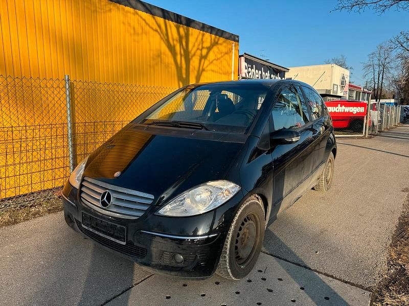 Gebraucht Mercedes A180 80 PS (58 kW) 2008 Schwarz Kleinwagen