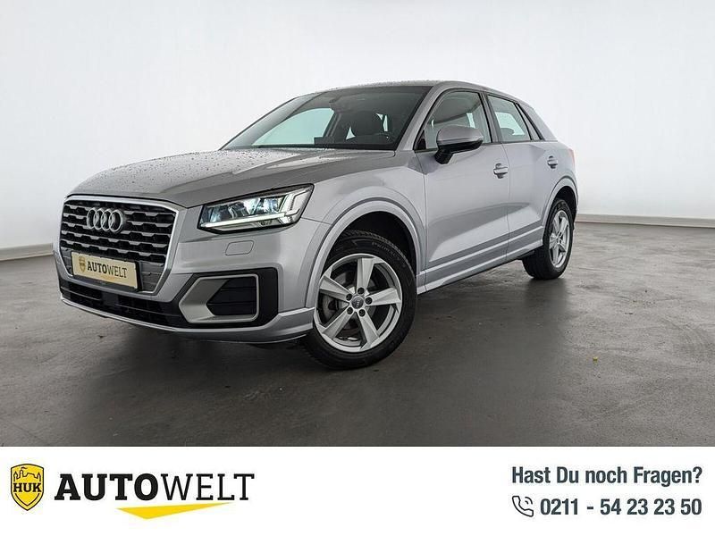 Silber Gebraucht 2020 Audi Q2 Sport SUV | 20.560 € (Fairer Preis) - Bild 1/4