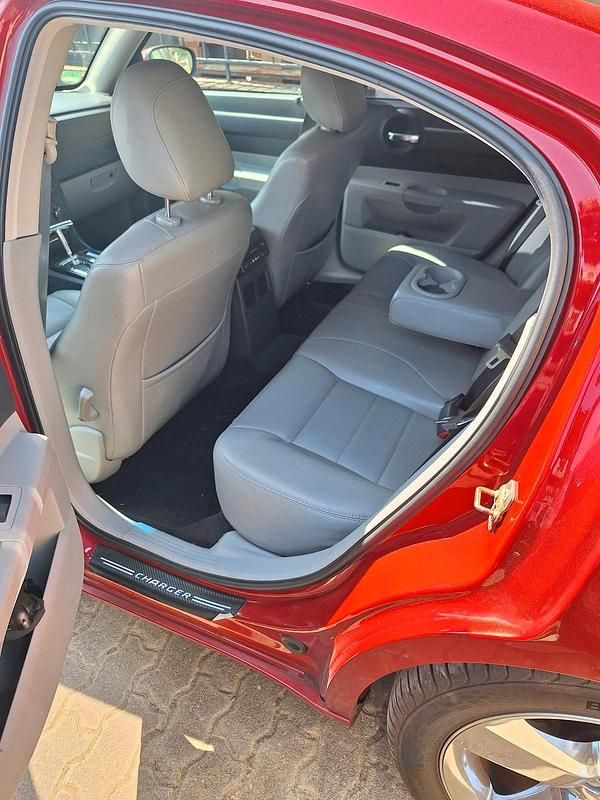 Gebraucht Dodge Charger 354 PS (260 kW) 2007 Rot Limousine