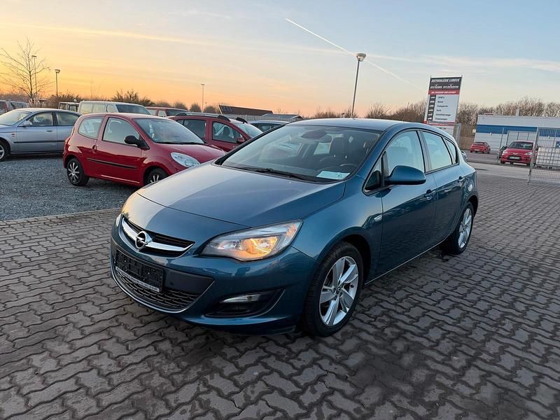 Gebraucht Opel Astra 120 PS (88 kW) 2015 Blau Limousine