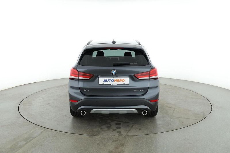 Gebraucht BMW X1 xLine 192 PS (141 kW) 2020 Grau SUV