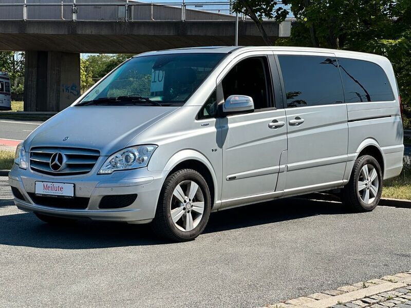 Silber Gebraucht 2011 Mercedes Viano Van / Kleinbus | 14.900 € (Superpreis) - Bild 1/4