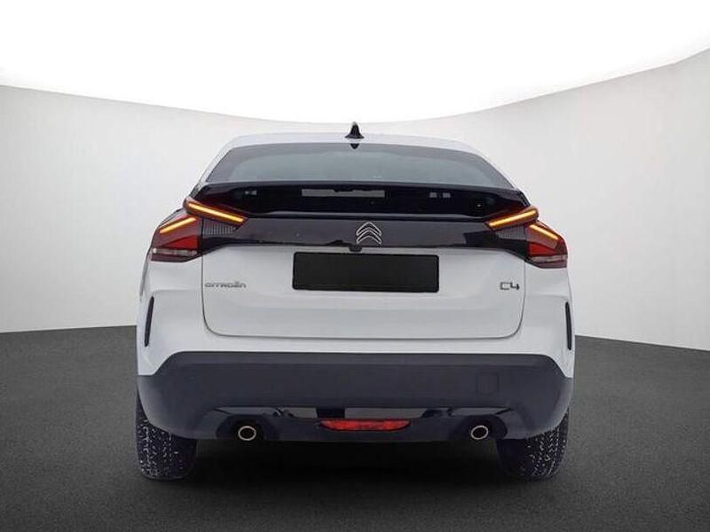 Gebraucht Citroën C4 Feel 131 PS (96 kW) 2023 Weiß Limousine