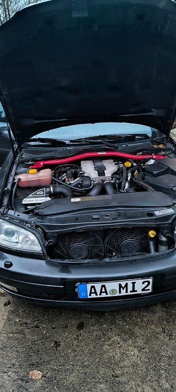 Second-hand Opel Omega 211 CP (155 kW) 2000 Negru Berlinǎ