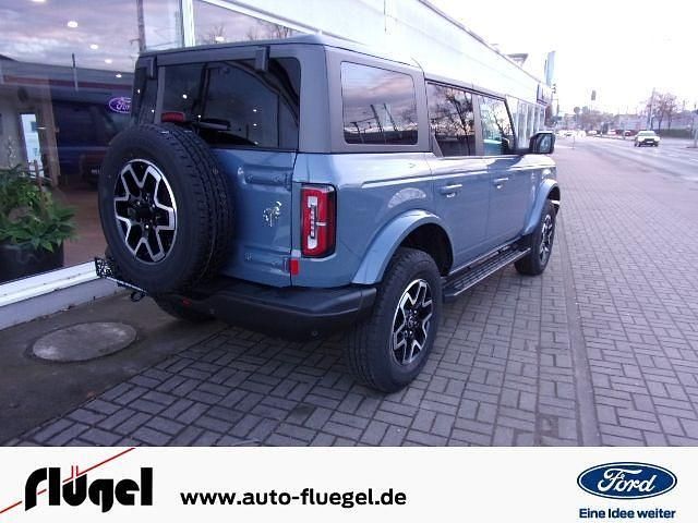 Neu Ford Bronco Outer Banks 334 PS (245 kW) 2025 Hellblau SUV