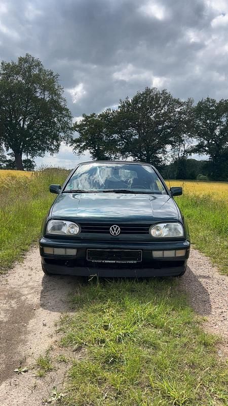 Grün Gebraucht 1987 VW Golf Cabriolet Cabrio | 700 € - Bild 1/4