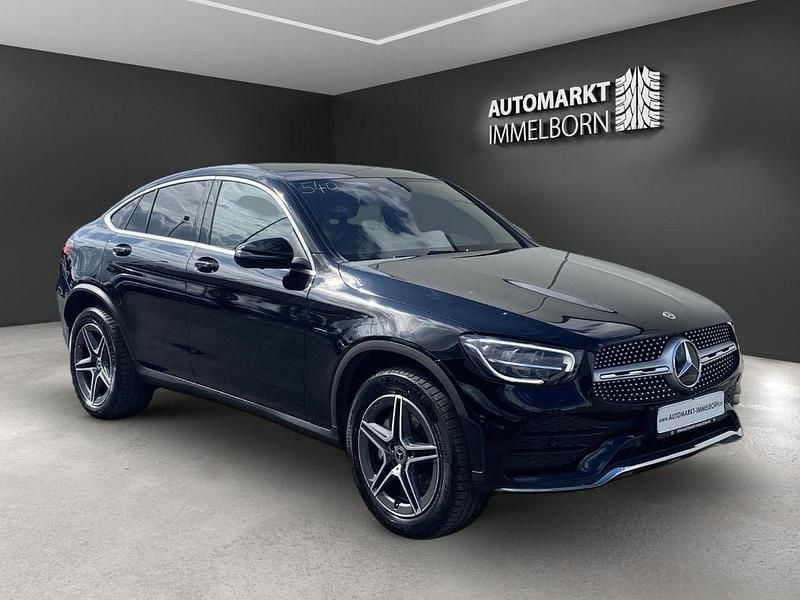 Schwarz Gebraucht 2020 Mercedes GLC300e AMG Coupé | 43.450 € (Guter Preis) - Bild 1/4