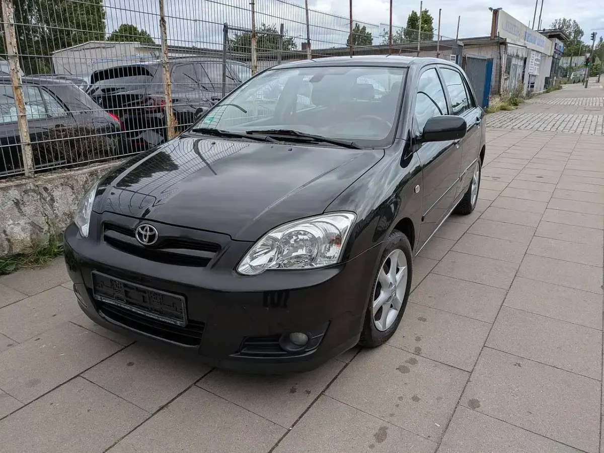 Gebraucht Toyota Corolla Sol 110 PS (80 kW) 2005 Black mica / ink Limousine