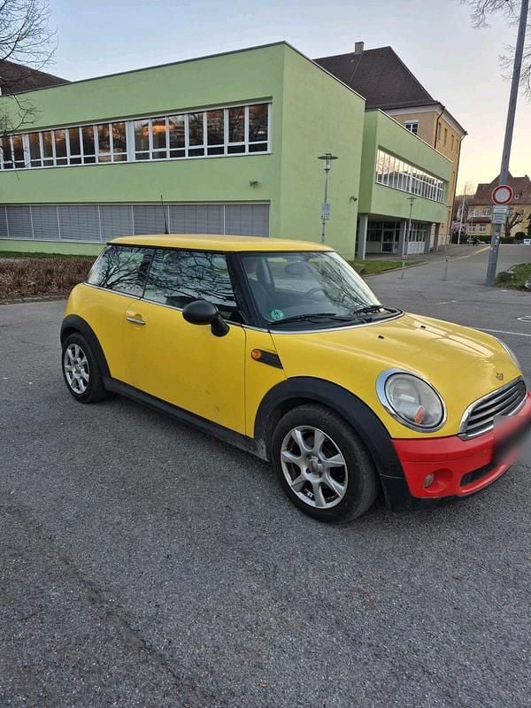 Second-hand Mini Cooper 95 CP (69 kW) 2009 Galben Hatchback
