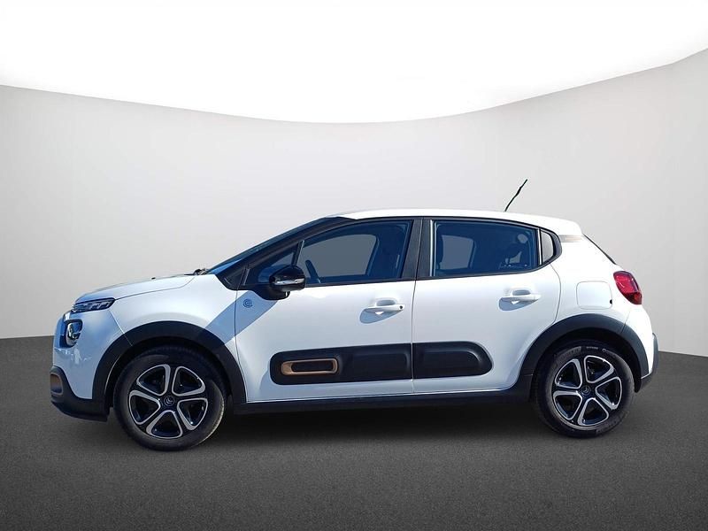 Używany Citroën C3 PureTech 82 KM (60 kW) 2023 Biały Hatchback