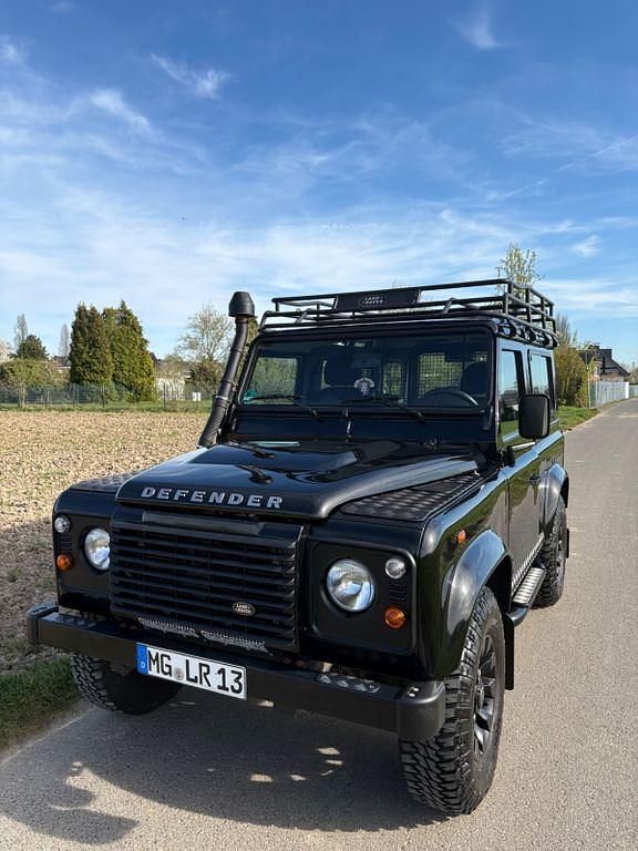Gebraucht Land Rover Defender SE 122 PS (89 kW) 2014 Schwarz Kombi