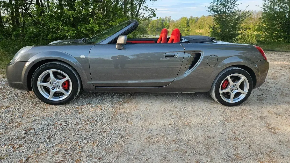 Gebraucht Toyota MR2 140 PS (102 kW) 2005 Grau Cabrio