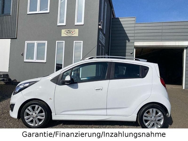 Gebraucht Chevrolet Spark LTZ 82 PS (60 kW) 2013 Weiß Kleinwagen