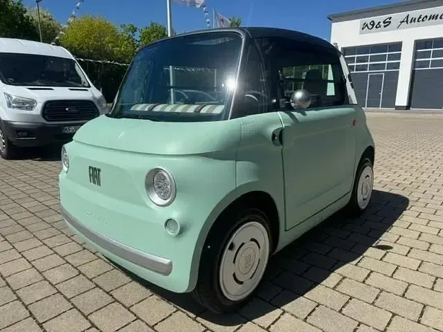 Neu Fiat Topolino 5 kW (8 PS) 2026 Grün Kleinwagen