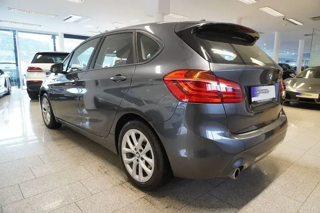 Gebraucht BMW 225 Active Tourer iPerformance 224 PS (164 kW) 2021 Grau Van / Kleinbus