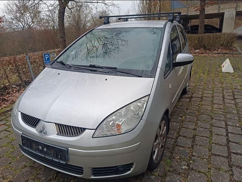 Grau Gebraucht 2006 Mitsubishi Colt Inform Van / Kleinbus | 1.025 € (Guter Preis) - Bild 1/4
