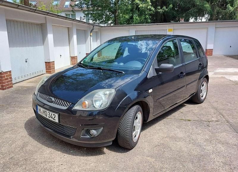 Schwarz Gebraucht 2008 Ford Fiesta Style Kleinwagen | 2.200 € (Fairer Preis) - Bild 1/4