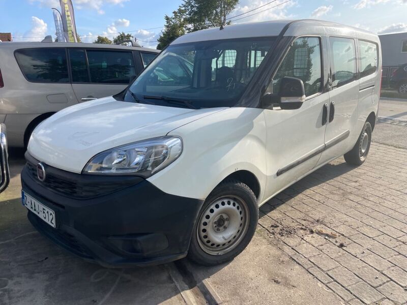 Weiß Gebraucht 2018 Fiat Doblò Basis Van / Kleinbus | 4.369 € (Superpreis) - Bild 1/4