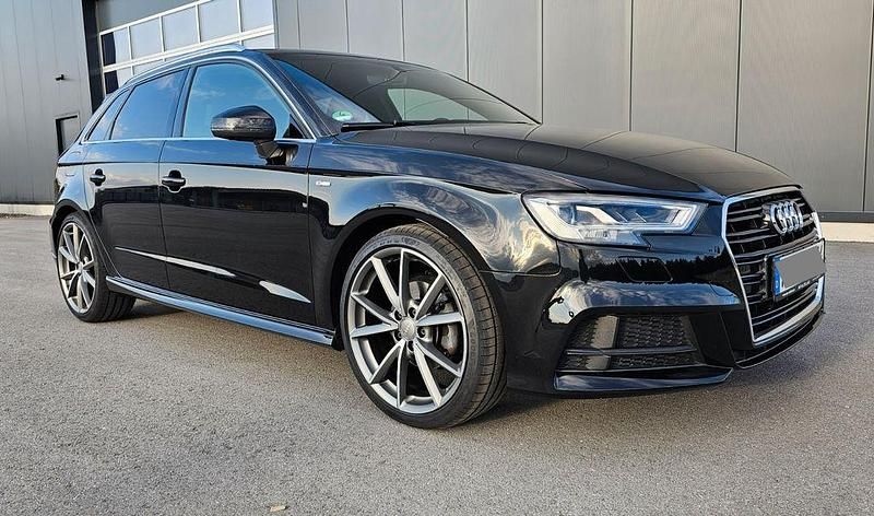 Second-hand Audi A3 S-Line 150 CP (110 kW) 2017 Negru Berlinǎ