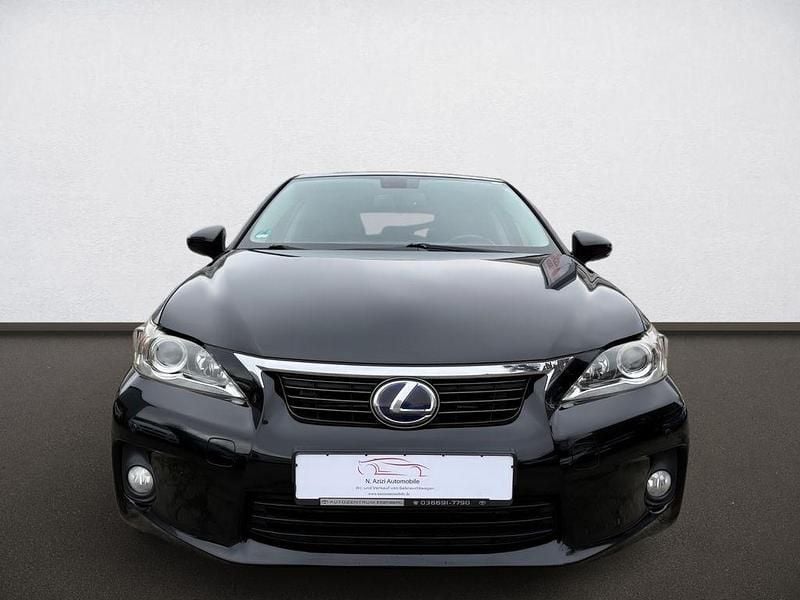 Gebraucht Lexus CT200h 99 PS (72 kW) 2012 Schwarz Limousine