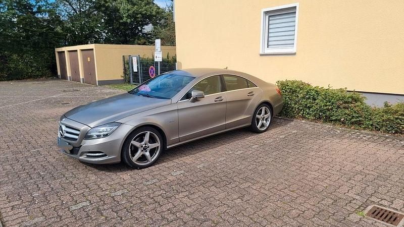 Gebraucht Mercedes CLS350 265 PS (194 kW) 2011 Beige Coupé
