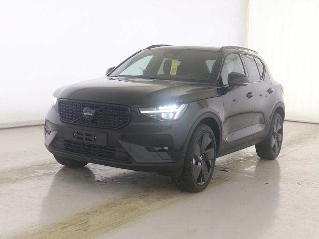 Schwarz Gebraucht 2025 Volvo XC40 Plus SUV | 38.989 € (Fairer Preis) - Bild 1/3