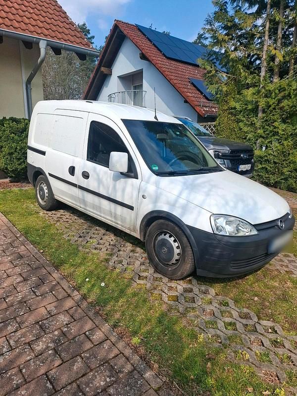 Gebraucht Opel Combo 75 PS (55 kW) 2010 Weiß Van / Kleinbus