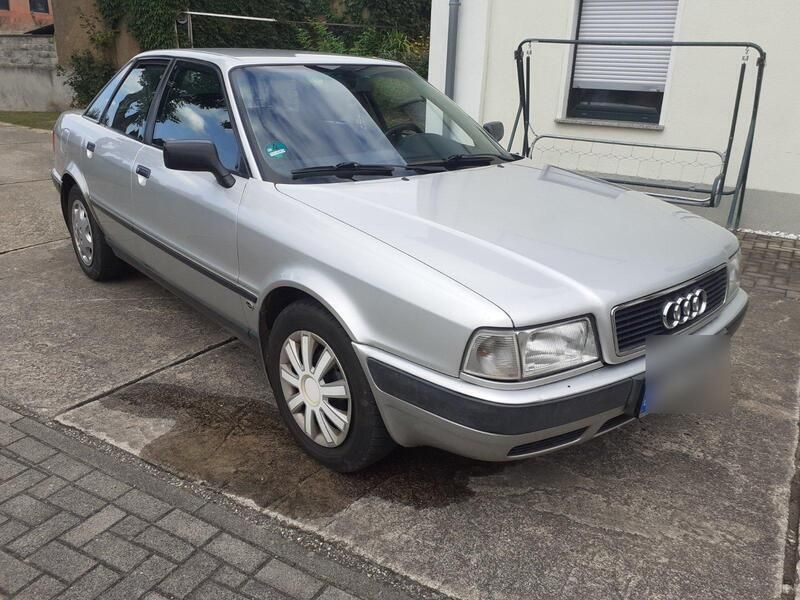 Silber Gebraucht 1994 Audi 80 Limousine | 800 € - Bild 1/3
