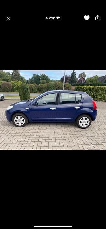 Second-hand Dacia Sandero 75 CP (55 kW) 2009 Albastru Hatchback