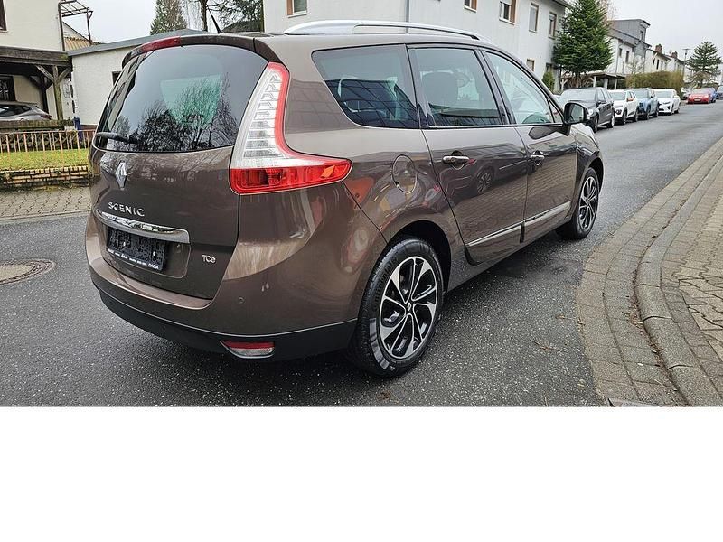 Gebraucht Renault Scénic III Bose Edition 131 PS (96 kW) 2016 Braun Van / Kleinbus