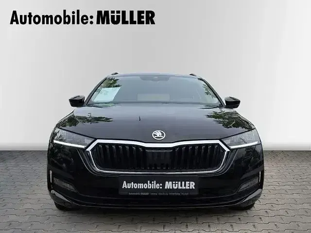 Gebraucht Skoda Octavia Ambition 116 PS (85 kW) 2023 Schwarz Kombi