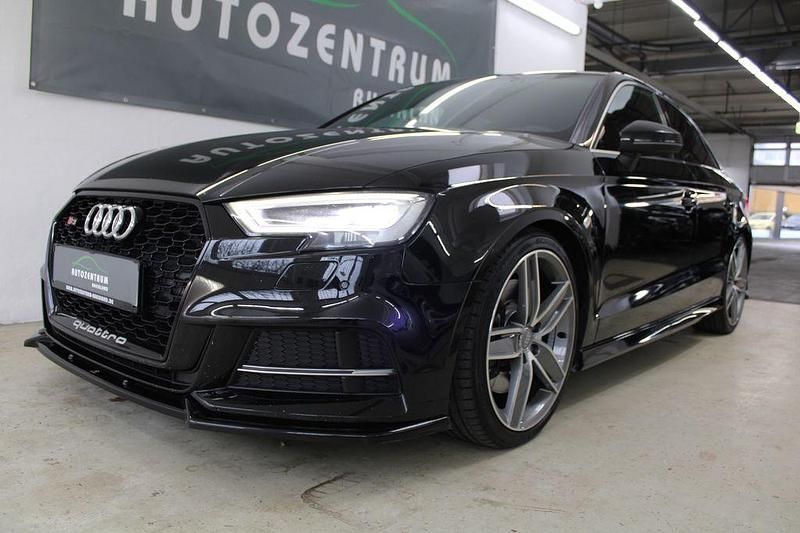 Schwarz Gebraucht 2018 Audi S3 Sport Limousine | 31.490 € (Fairer Preis) - Bild 1/4