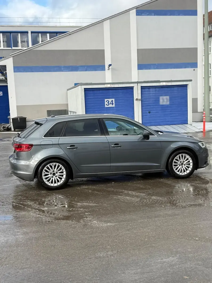 Gebraucht Audi A3 150 PS (110 kW) 2014 Grau Kombi